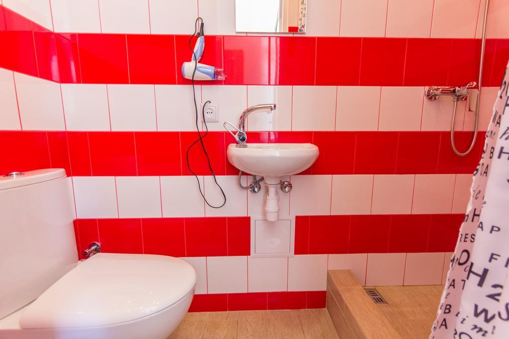 Economy Apartment On Krehivska 7 Lviv Luaran gambar